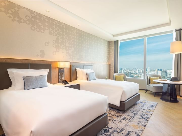 Superior guest room at Eastin Grand Hotel Phayathai