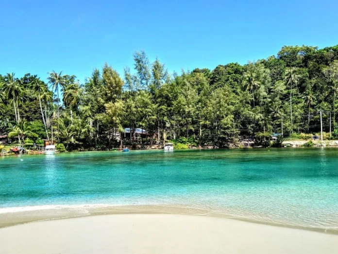 Khlong Chao Beach on Koh Kood White sand and calm water at Khlong Chao Beach on Koh Kood