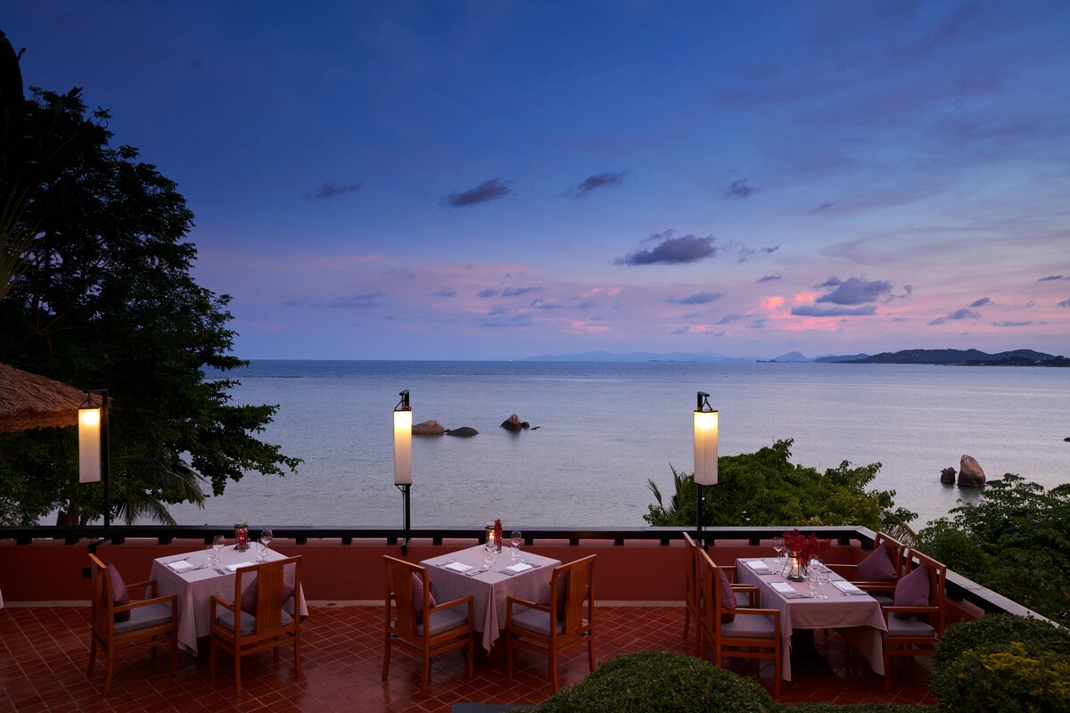 tawaNN restaurant at Renaissance Koh Samui
