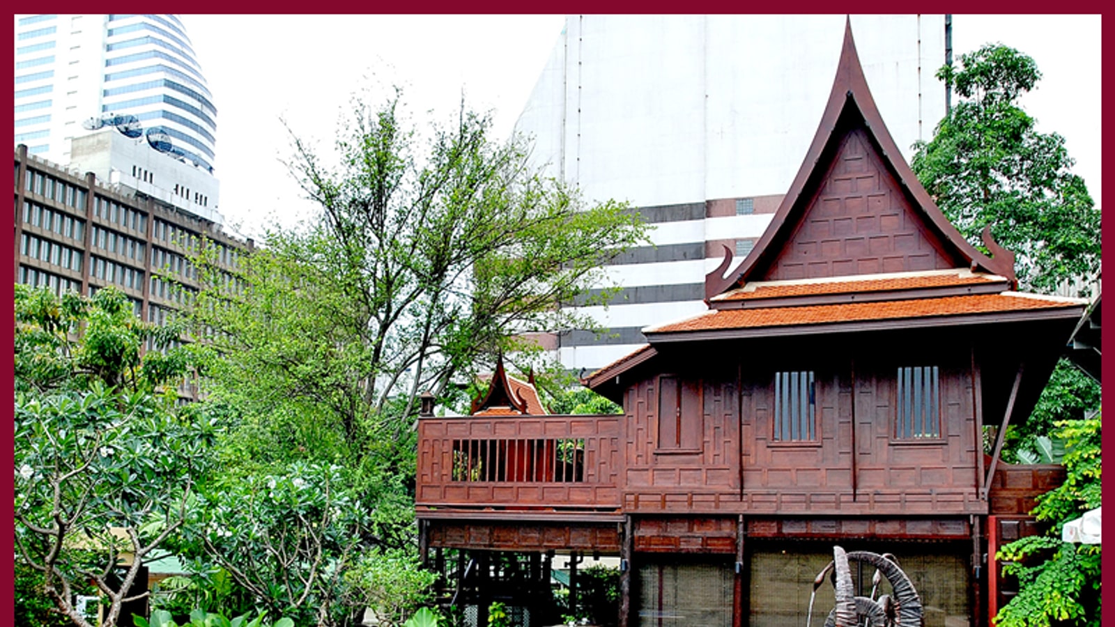 Century-old golden teak house containing Ruen Urai restaurant