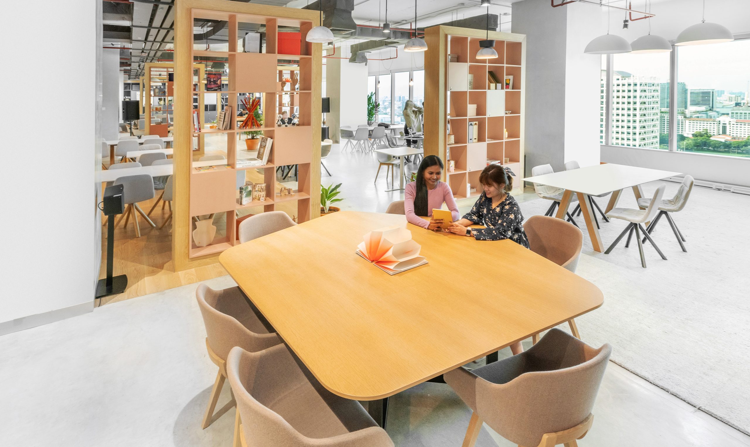 Communal worktable inside Spaces Chamchuri Square