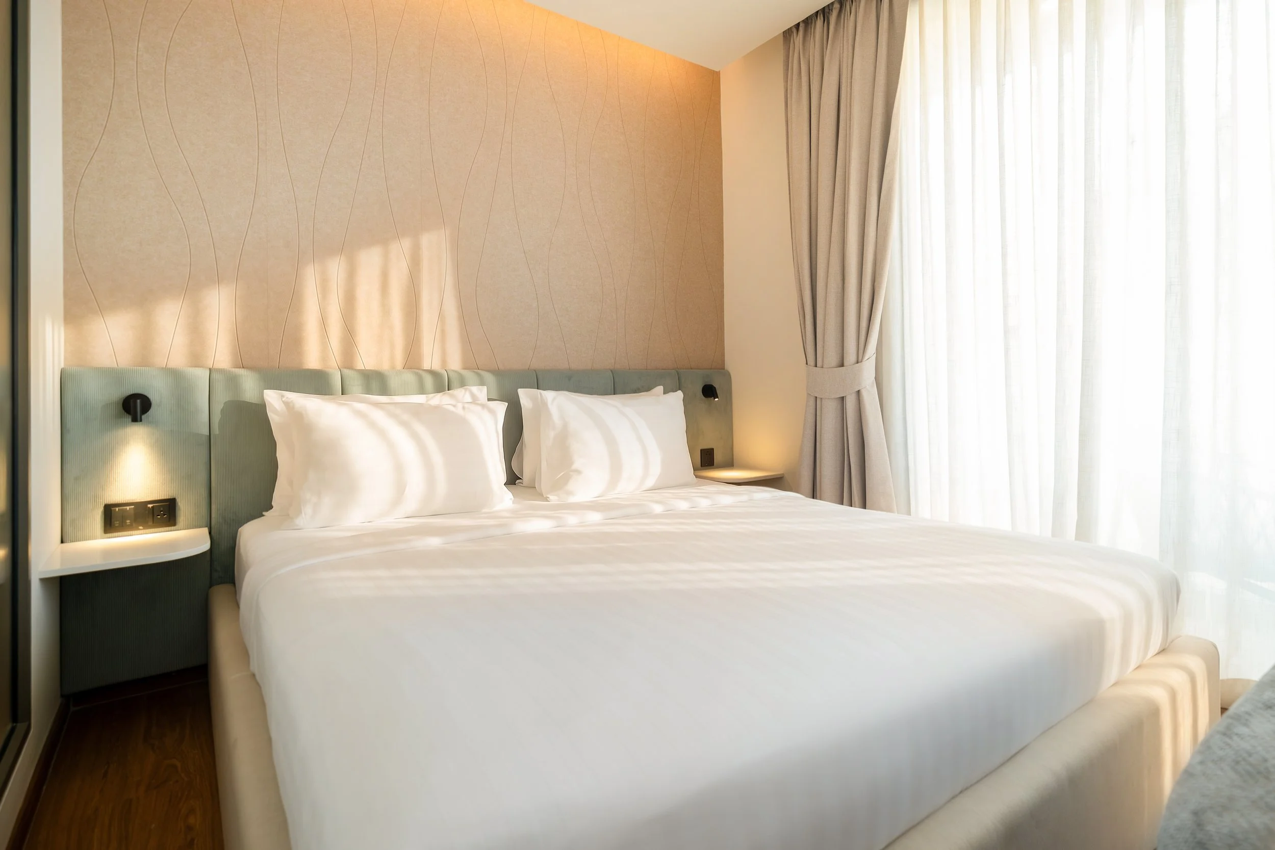 Guest room at The Beachside by Himmapana Kamala